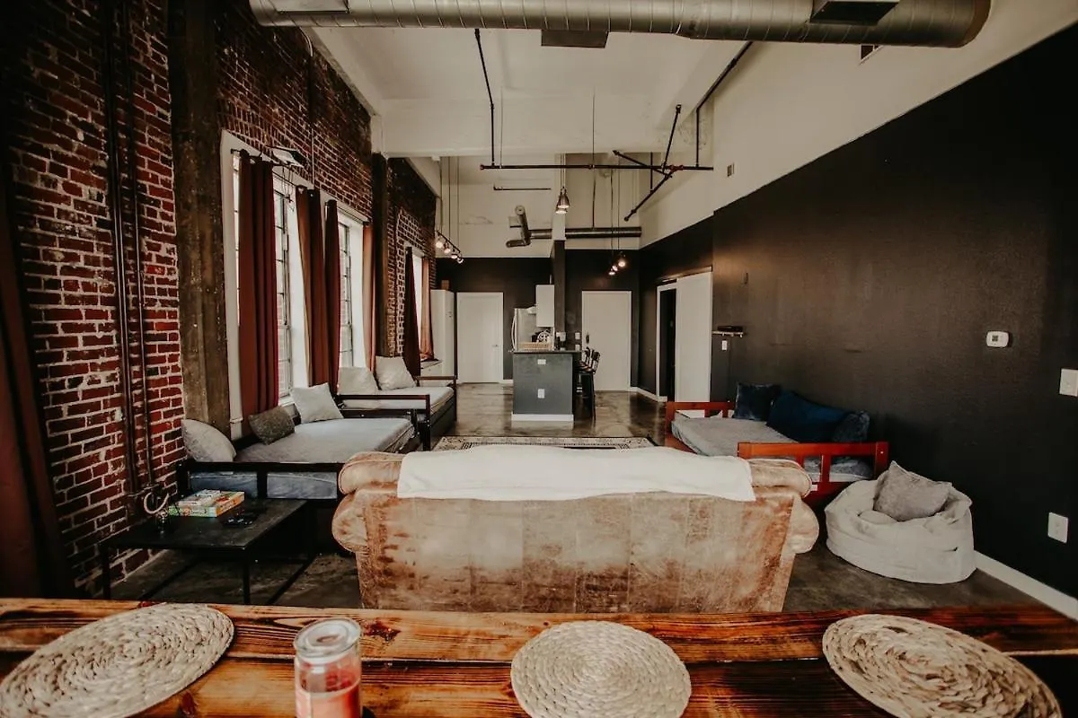 The Downtown Bungalow Loft Memphis