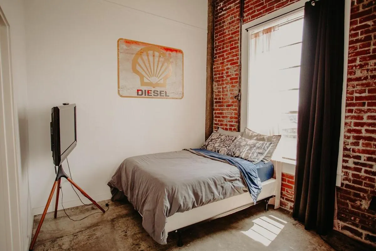 The Downtown Bungalow Loft Memphis Appartamento
